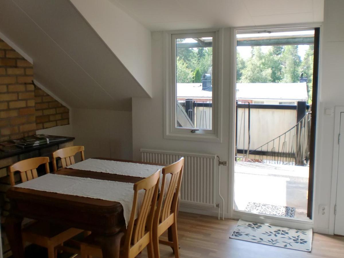 Trollhaettans Bed And Breakfast Esterno foto