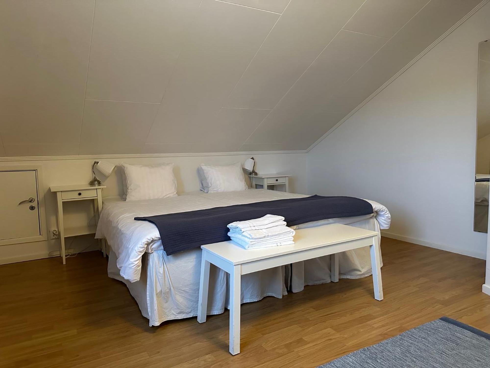 Trollhaettans Bed And Breakfast Esterno foto